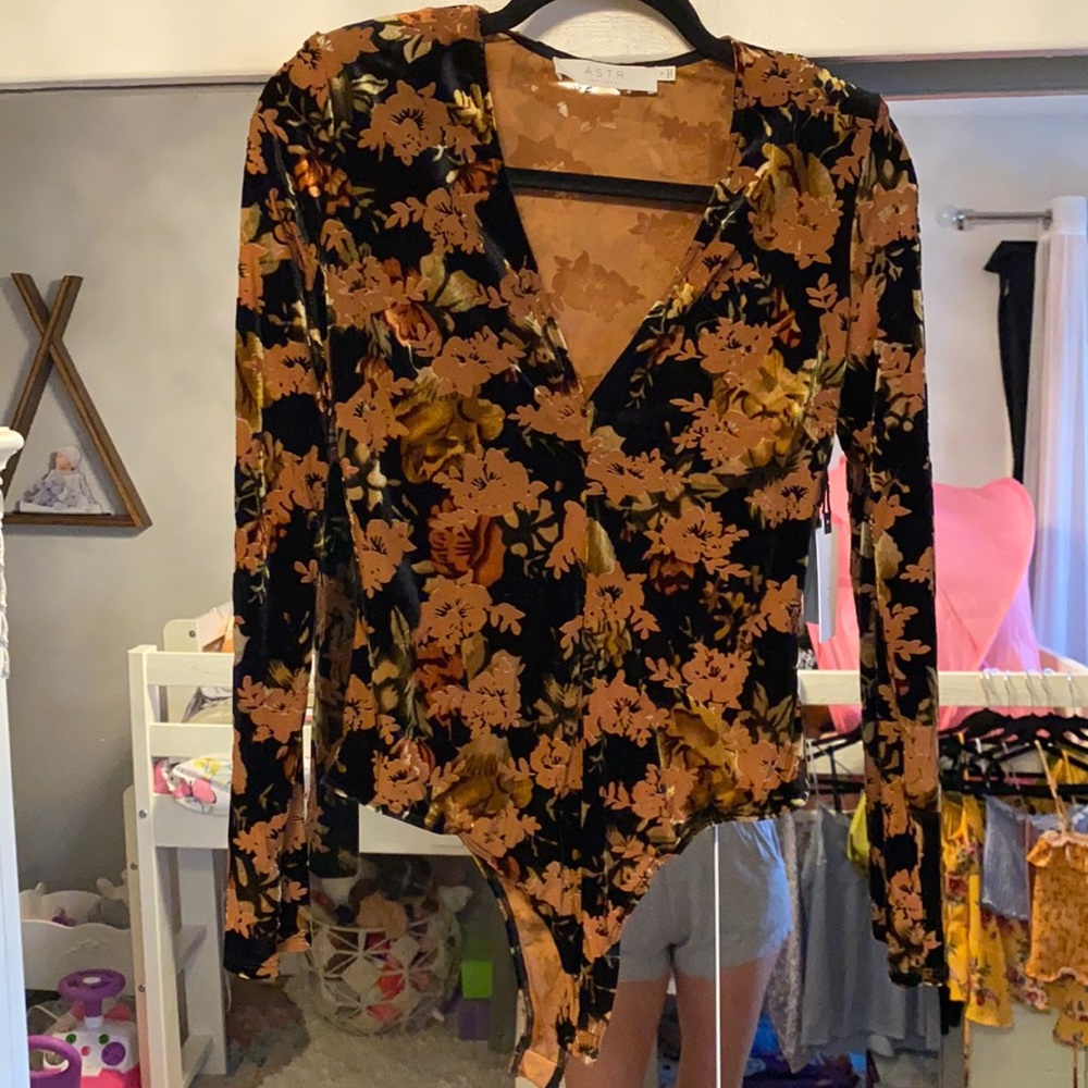 Astr bodysuit nwt
